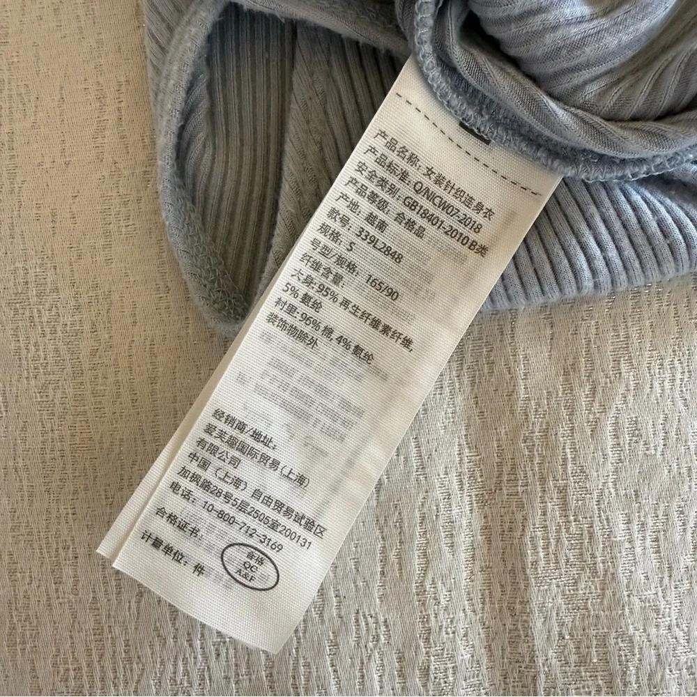 Long sleeve‎ Hollister California Ribbed Bodysuit Womens Size S Light Gray